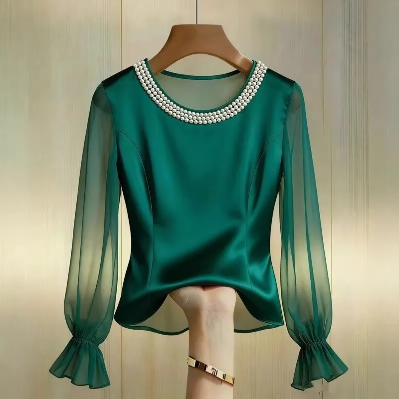 

Элегантная атласная женская блузка 2026 года, весенняя, с бисерным декором, сетчатыми рукавами, длинным рукавом, жемчужным круглым вырезом, модный свободный пуловер-топ