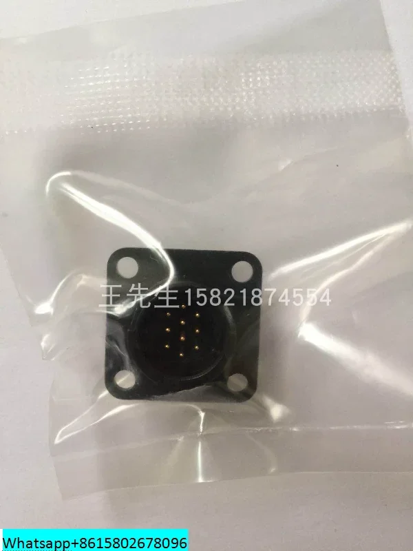 

Spot Japanese imported plug socket terminal Circular connector aviation connector CM10-R10P-D (D7)