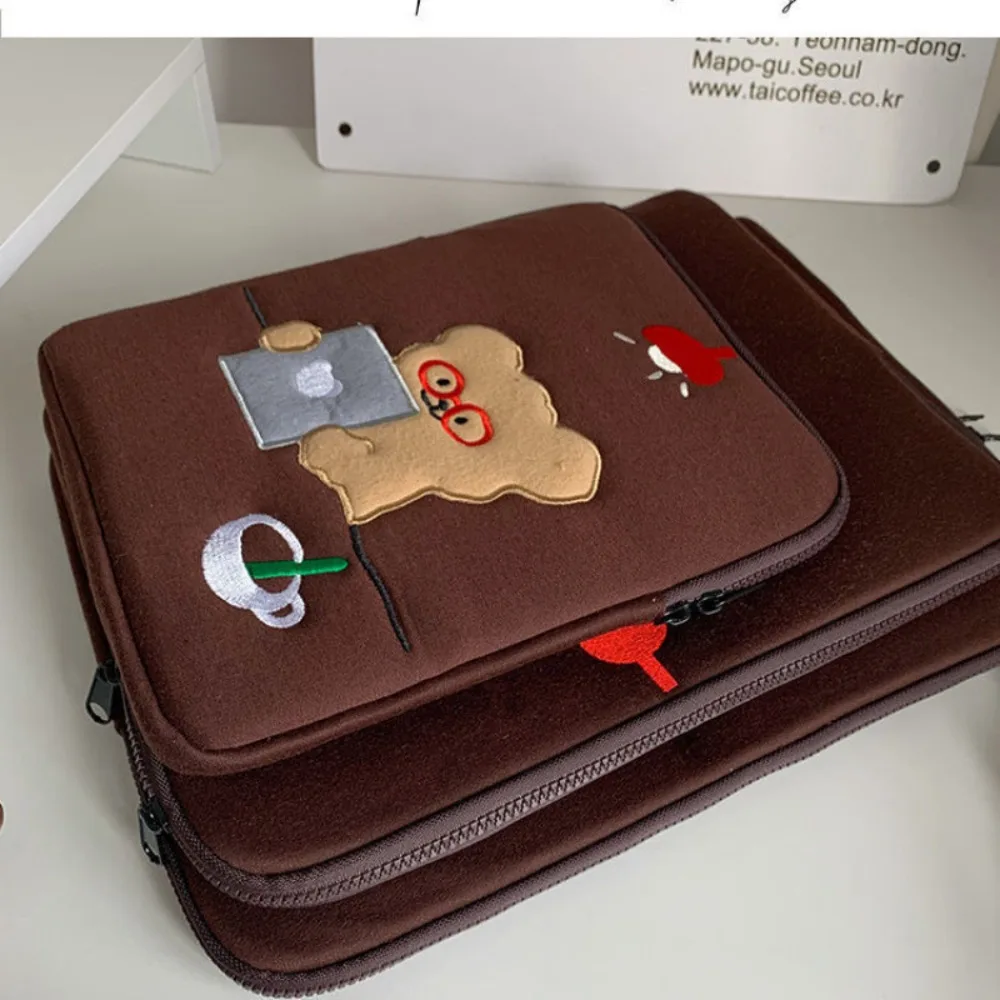 Cute Cartoon Bear Tablet Sleeve Bag 11/13/15 Inch Soft Case Laptop Storage Bag Shockproof Portable Tablet Sleeve Case
