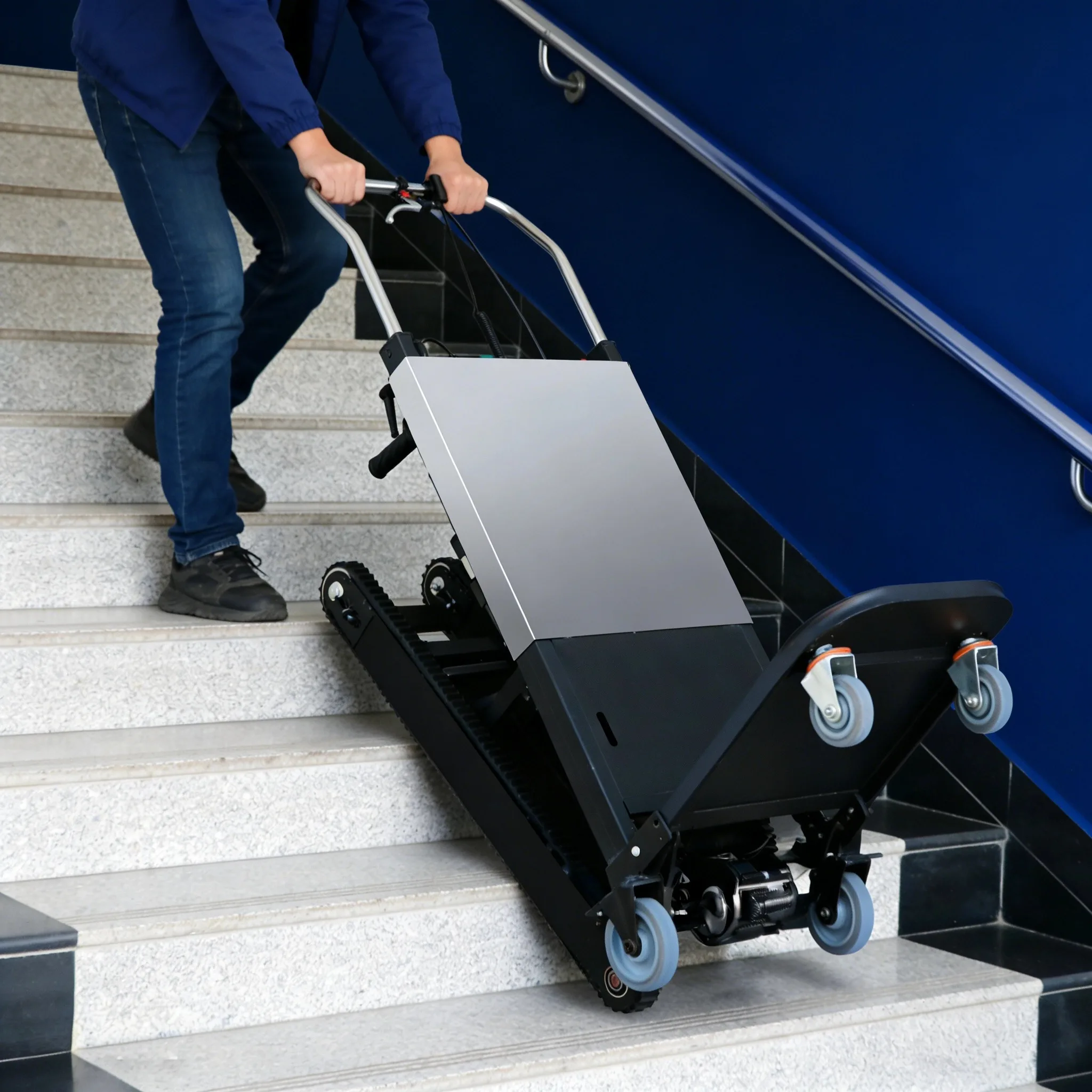 Monte-escaliers électrique pour le transport de marchandises et d'appareils électroménagers, modèle 2026, dernière version, capable de grimper jusqu'à 160 étages