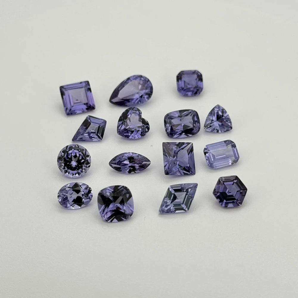 Synethetic Alexander Gemstone Emerald Pear Oval Cut Color Change Purple Corundum Stone