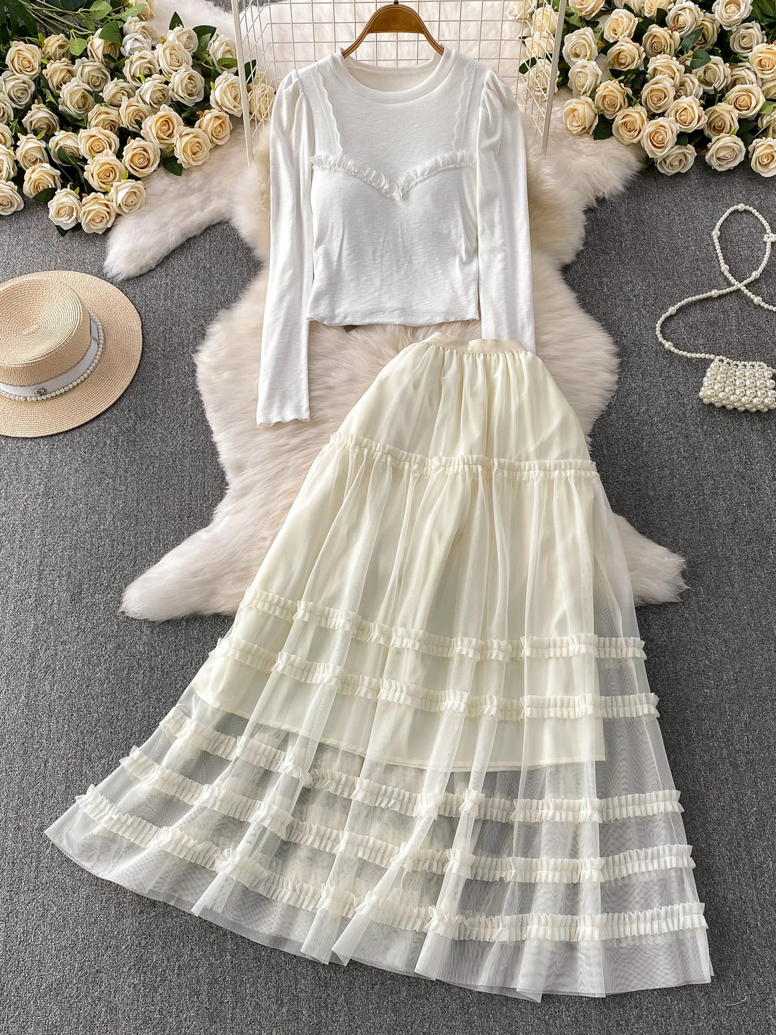 

Sweet Sle Lace Splicing T-irt with Chest Pad Base Top Ele Me Cake Long Skirt Two-Piece Set Casual Date Suitable