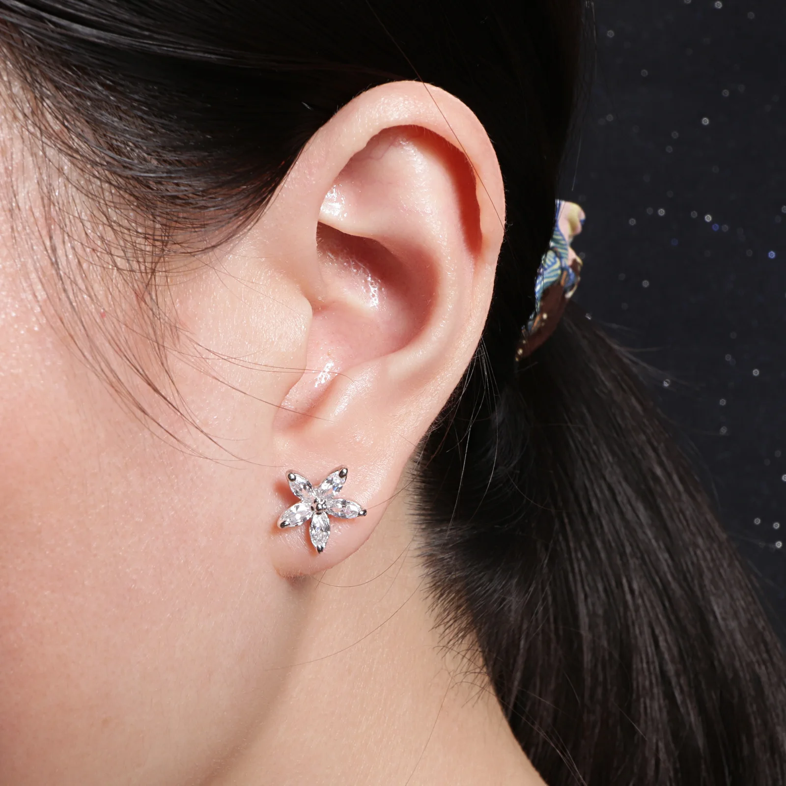 Shining Piercing Flower Stud Earring For Women Cute Rose Gold Color Crystal Wedding Party Accessories Gifts Fashion Jewelry E007