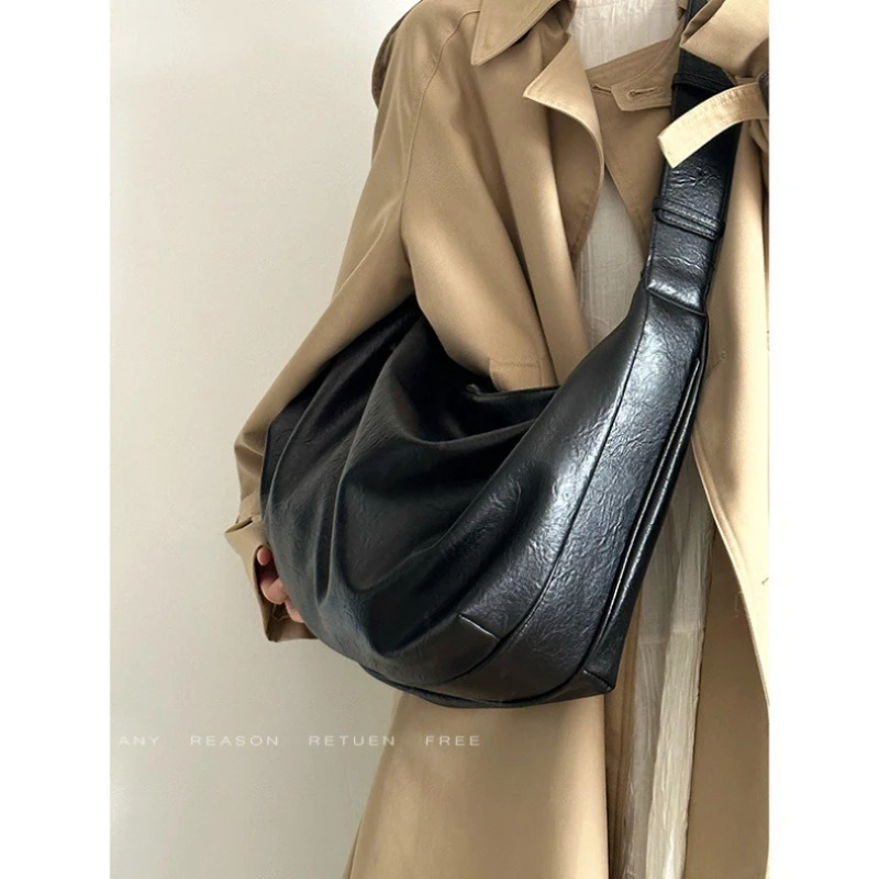 Crossbody Bag Women Black Large Capacity Shoulder Hobo Dumpling Fashion Travel Soft PU Leather Big Cross Body Bags for Ladies