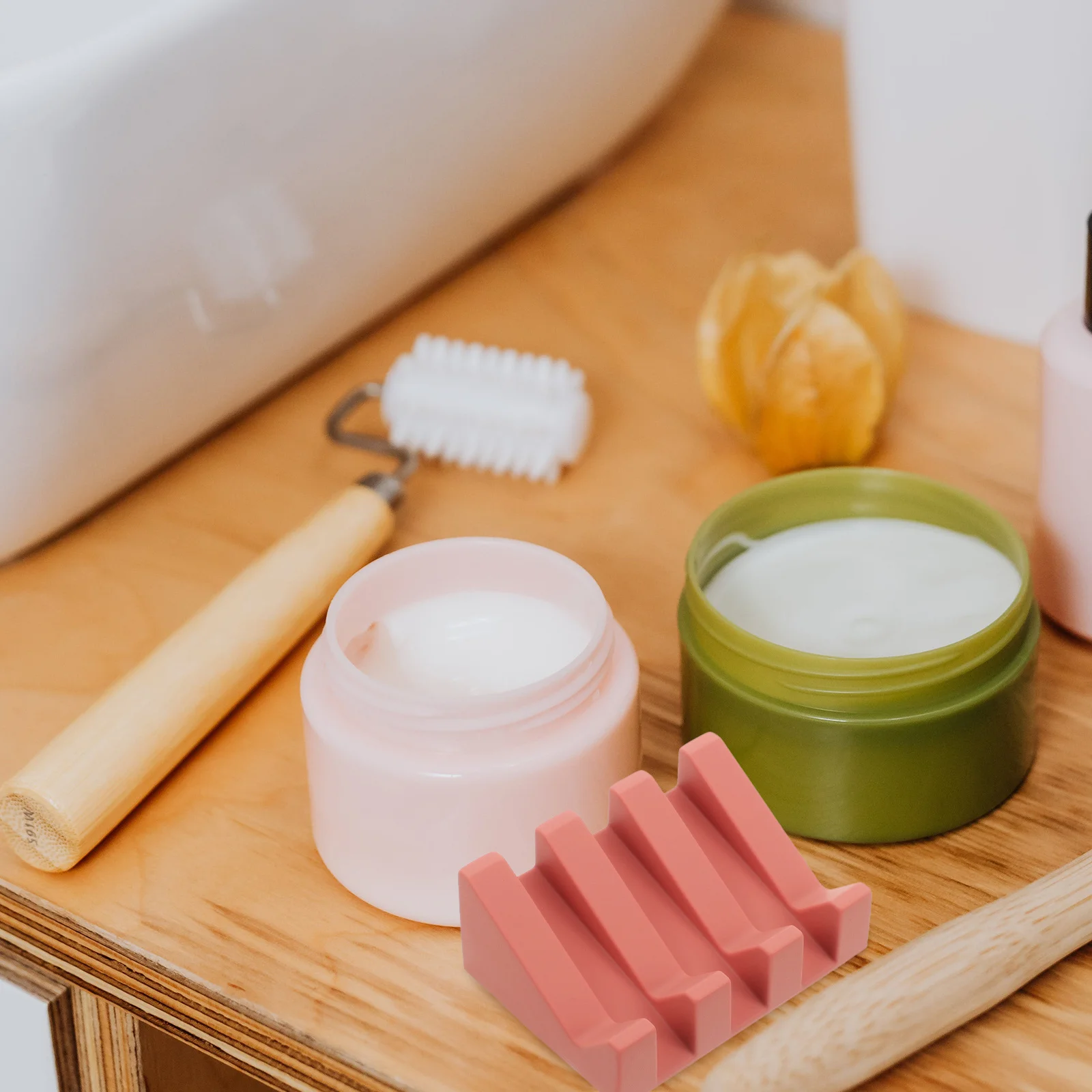 

1Pcs Soap Saver Dish Diatomite Soap Holder Quick Dry Antislip Water Absorption Eco Friendly for Bathroom Shower Use