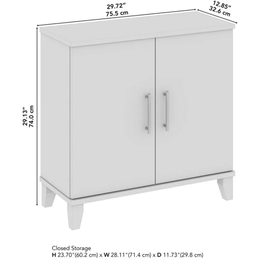 خزانة تخزين صغيرة من سومرست مع أبواب وأرفف باللون الأبيض، منظم ببابين للمكتب المنزلي وغرفة المعيشة والمطبخ