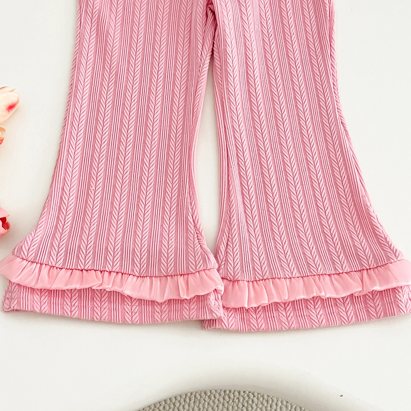 Kinderkleidung Mädchen Herbstmode Strukturiertes Langarm-Spitzenoberteil Schlaghose 2-teiliges Set Kinder Alltags-Freizeitkleidung – Detail 7