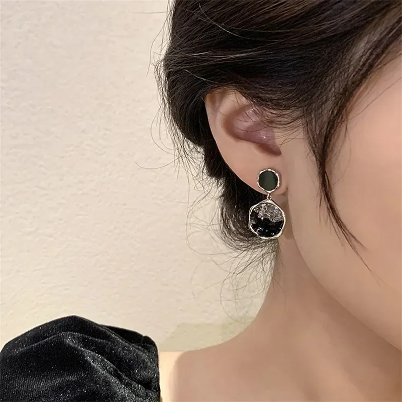 Vintage Fashion Simple Earrings Geometric Black Women\'s Earrings Jewelry