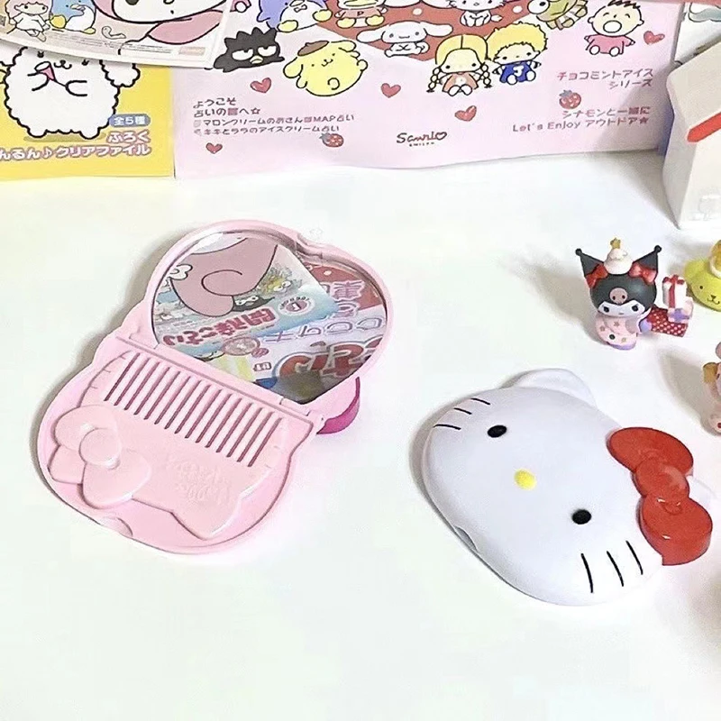 Sanrio Hello Kitty My Melody Double Sided Folding Mirror Cute Portable Mirror Comb Integrated Mini Makeup Mirror Girl Gifts