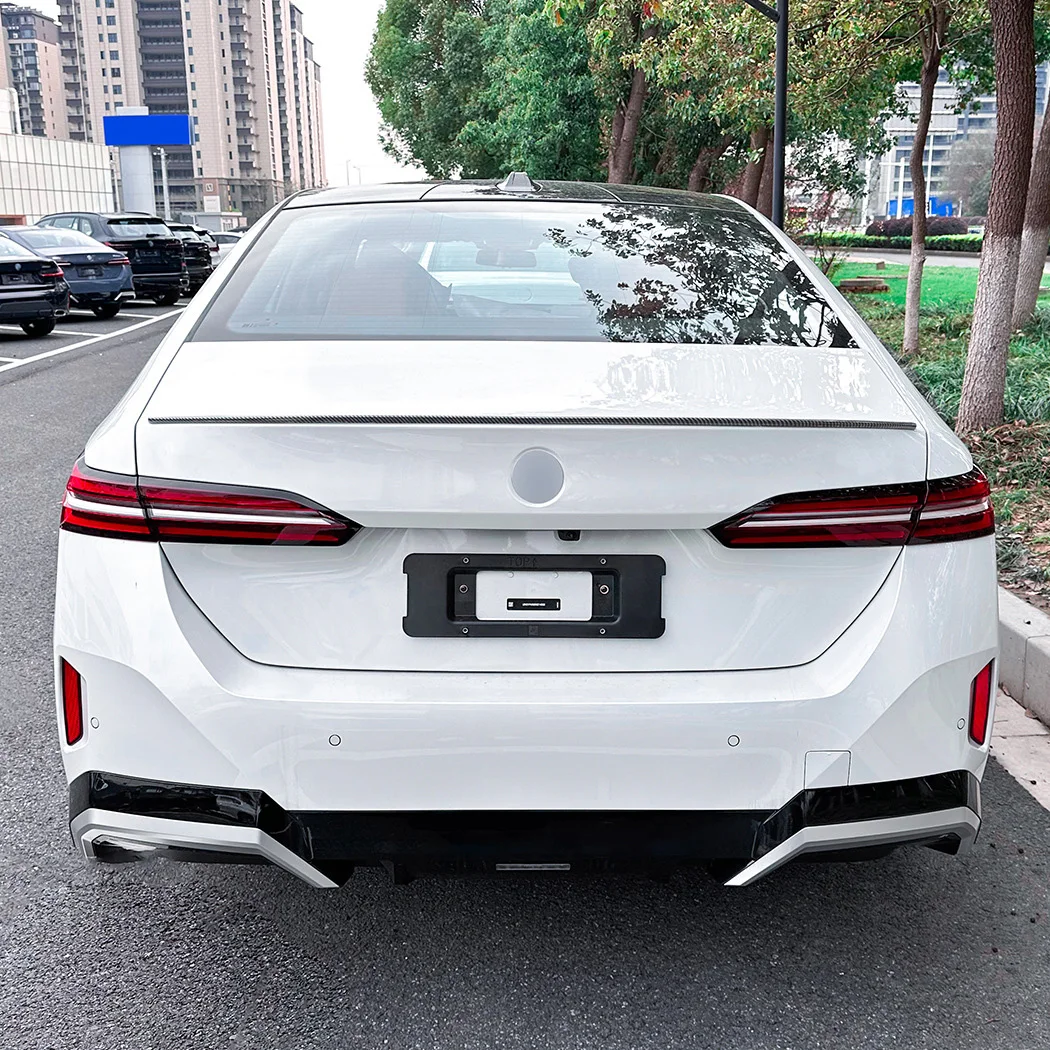 새로운 디자인 2024 BMW 5 시리즈 G60 i5 M5 520i 528i 535i 530i 525i MP & PSM & M4 리어 스포일러 트렁크 윙 립 ABS 바디 키트 썸네일 2