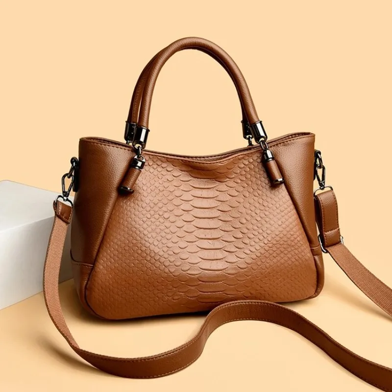 Luxury Best Seller Designer Diaper Bag Women Fashionable Leather Tote Large Capacity Elegant Crossbody Handbag For Moms