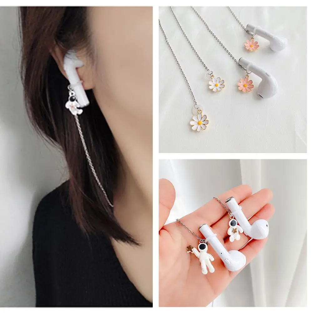 Bluetooth Earphone Daisy Necklace Magnetic Attraction Spaceman Mask Lanyard Astronaut Glasses Chain Headphone Anti-lost Chain