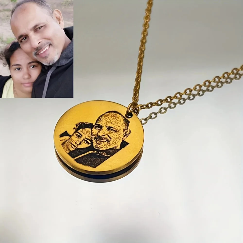 

Custom Personalized Photo Carving Men's Necklace Stainless Steel Portrait Pendant Valentine's Day Birthday Gift Jewelry Necklace