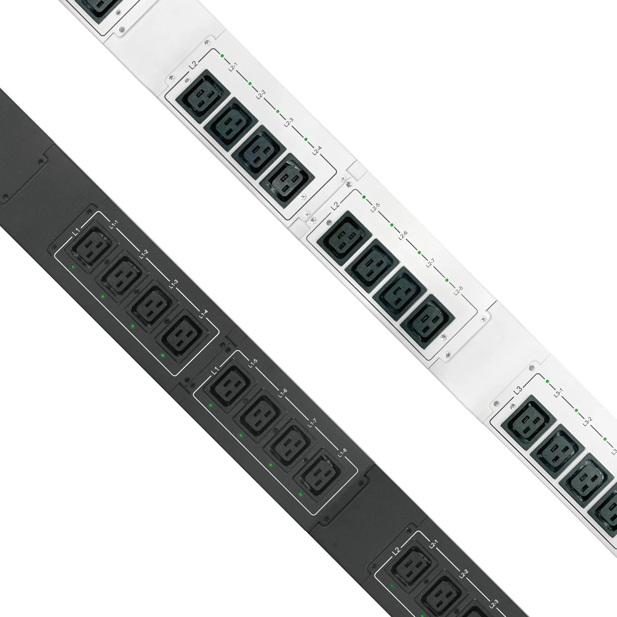 وحدة توزيع Powr مباشرة من المصنع 1U 380V 24 منفذ 3P جهاز تحكم عن بعد ذكي مثبت على الرف PDU مع قاطع الدائرة
