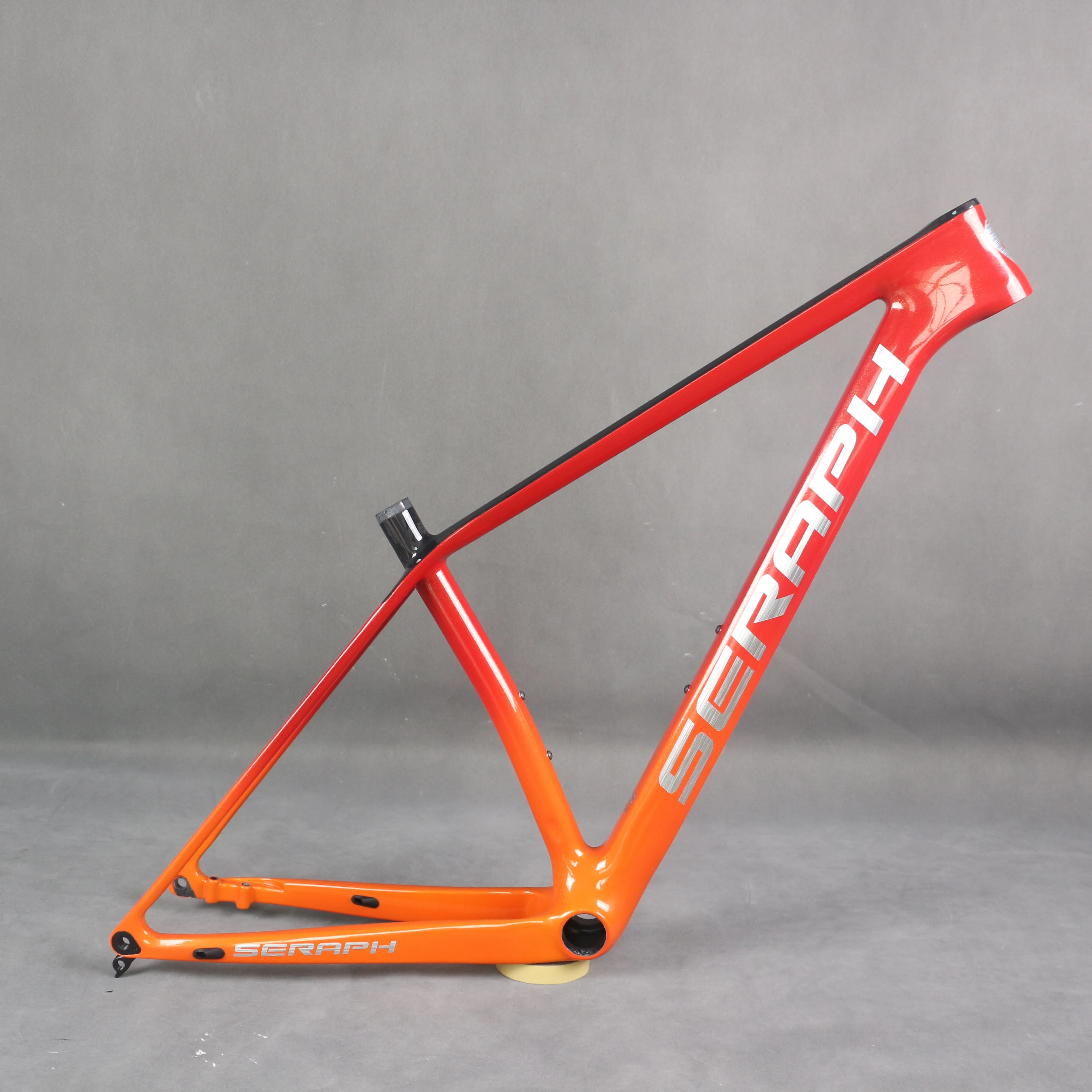 carbon Mountain frame , hard tail Bicycle carbon Frame, MTB frame , 29er Boost with BB92 with 29er*2.35 tire fm199