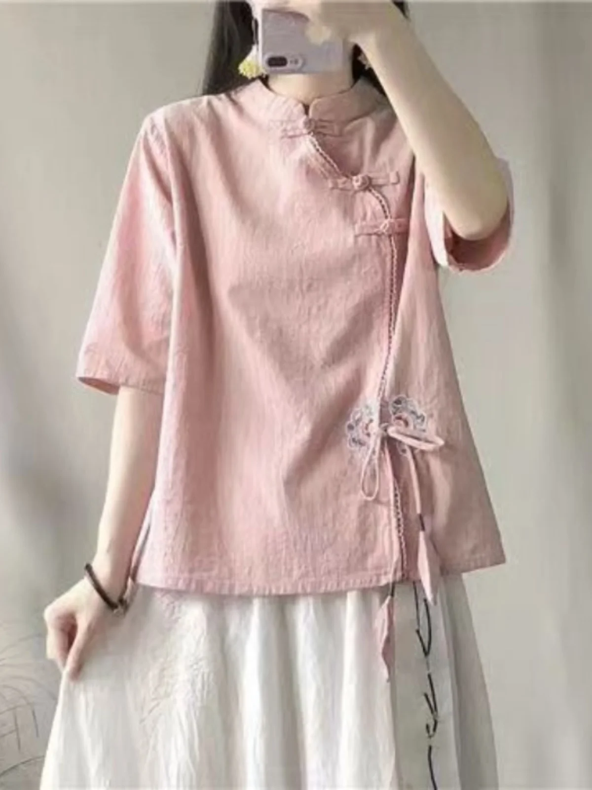 

New Chinese Sle Embroidered Cotton Linen Five Sve irt Women Summer Retro Sle Buttoned Tea Costume Zen Spirit Linen Top