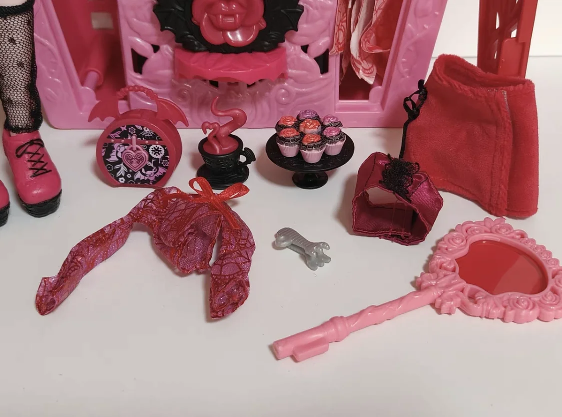 Barbie Elf High Monsterhigh Secret Wardrobe Collection Draculaura Adult Collection Model Figure Collections