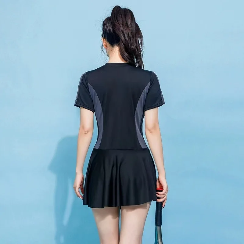 Swimsuit Women's One-piece Sports Hot Spring Swimsuit Simple and Conservative Slimming Dress Style Vacation Tour