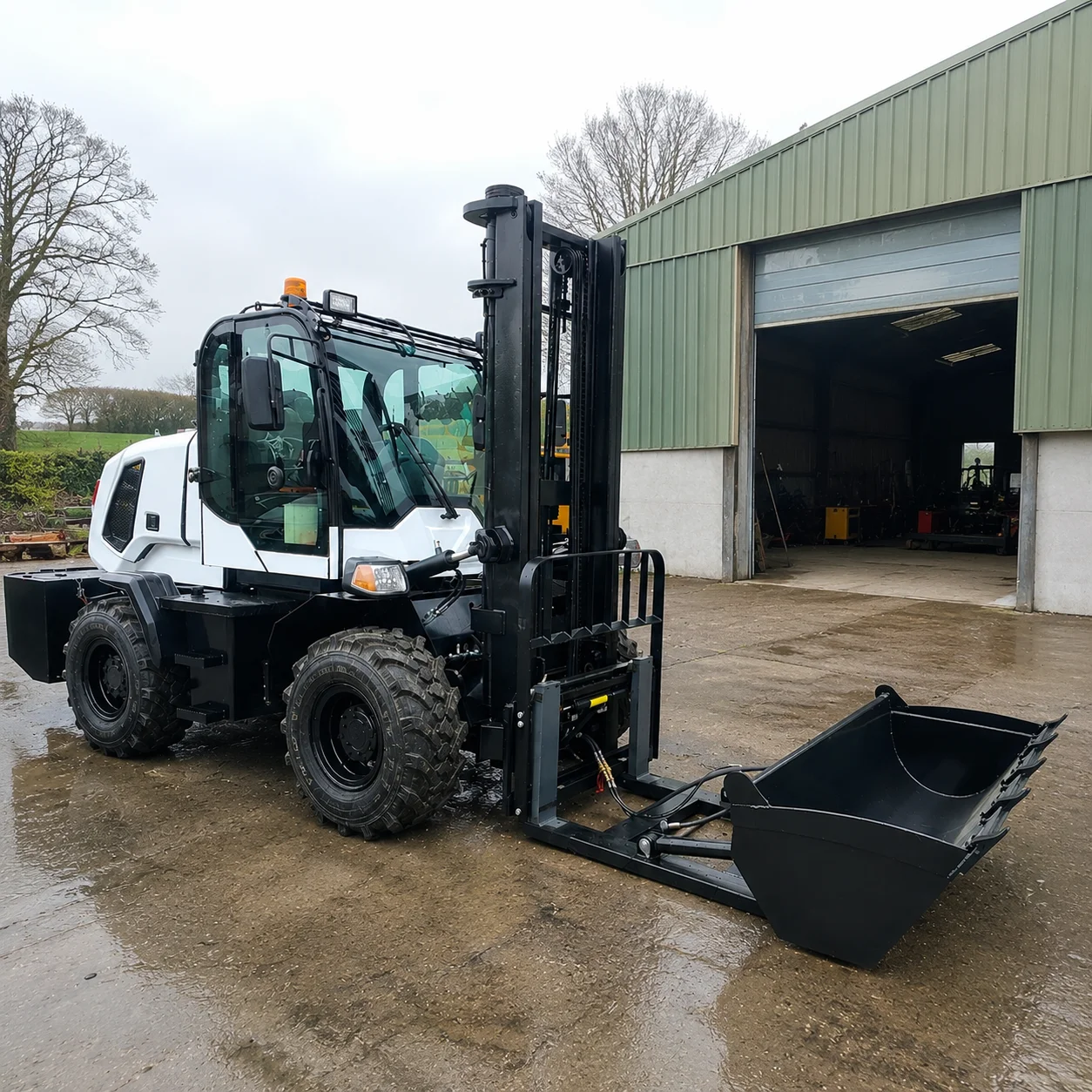 Factory Direct Rough Terrain Forklift 2 Ton 2.5 Ton 3 Ton Custom CE EPA Euro 5 Heavy Duty 4WD Off Road Forklift Truck