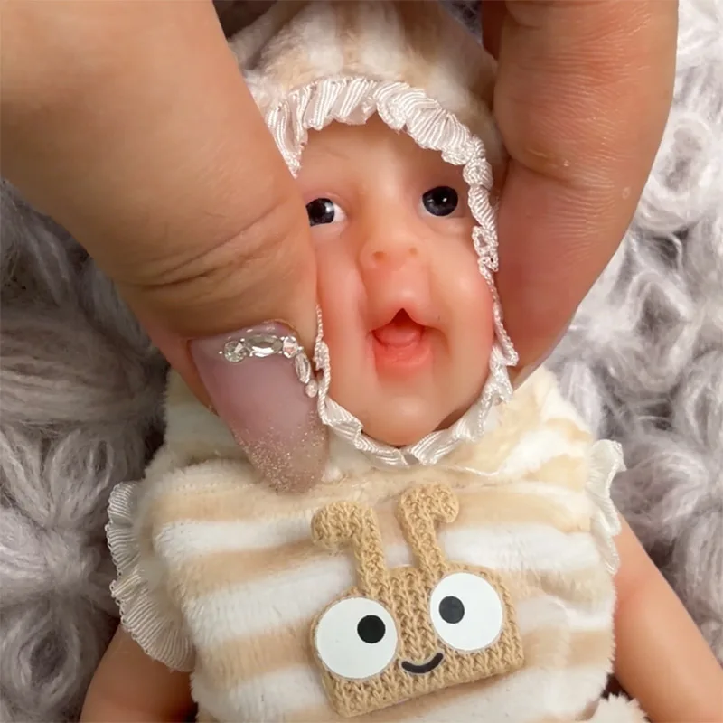 

15cm Maddie Blue Eyes Cute Baby Full Silicone Body Dolls Children Gifts