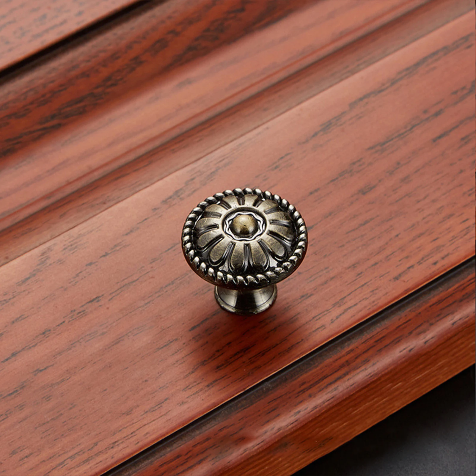 Cabinet Knobs with Screws Rustic Matte Black Drawer Cabinets Handles Suitable for Doors Closet Drawers