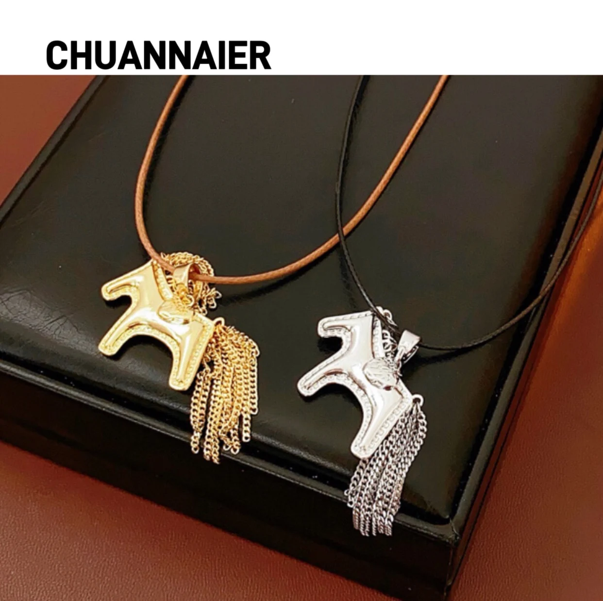 

Hot-selling couple fashion simple, versatile, luxurious design pendant necklace, cold wind sweater chain, high-end accessories