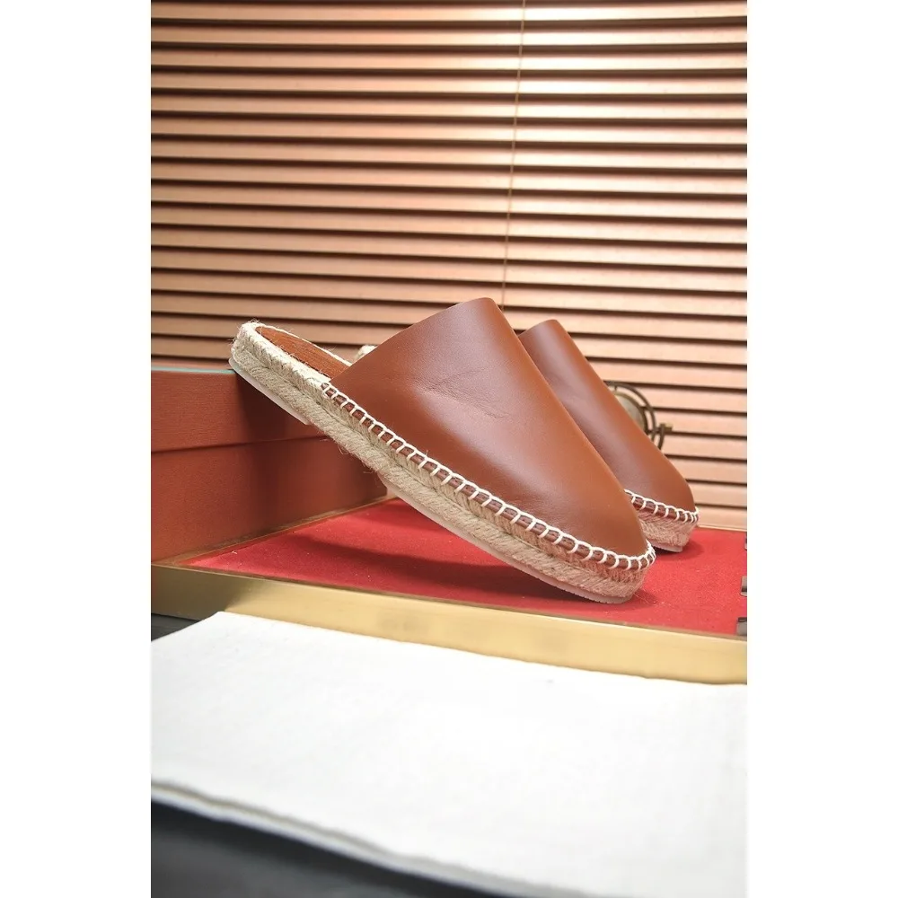 

High Version of The New Style Loafer Fisherman Casual Shoes Half-slip Outdoor Men and Women Flat Sandals Slippers Luxury Gift