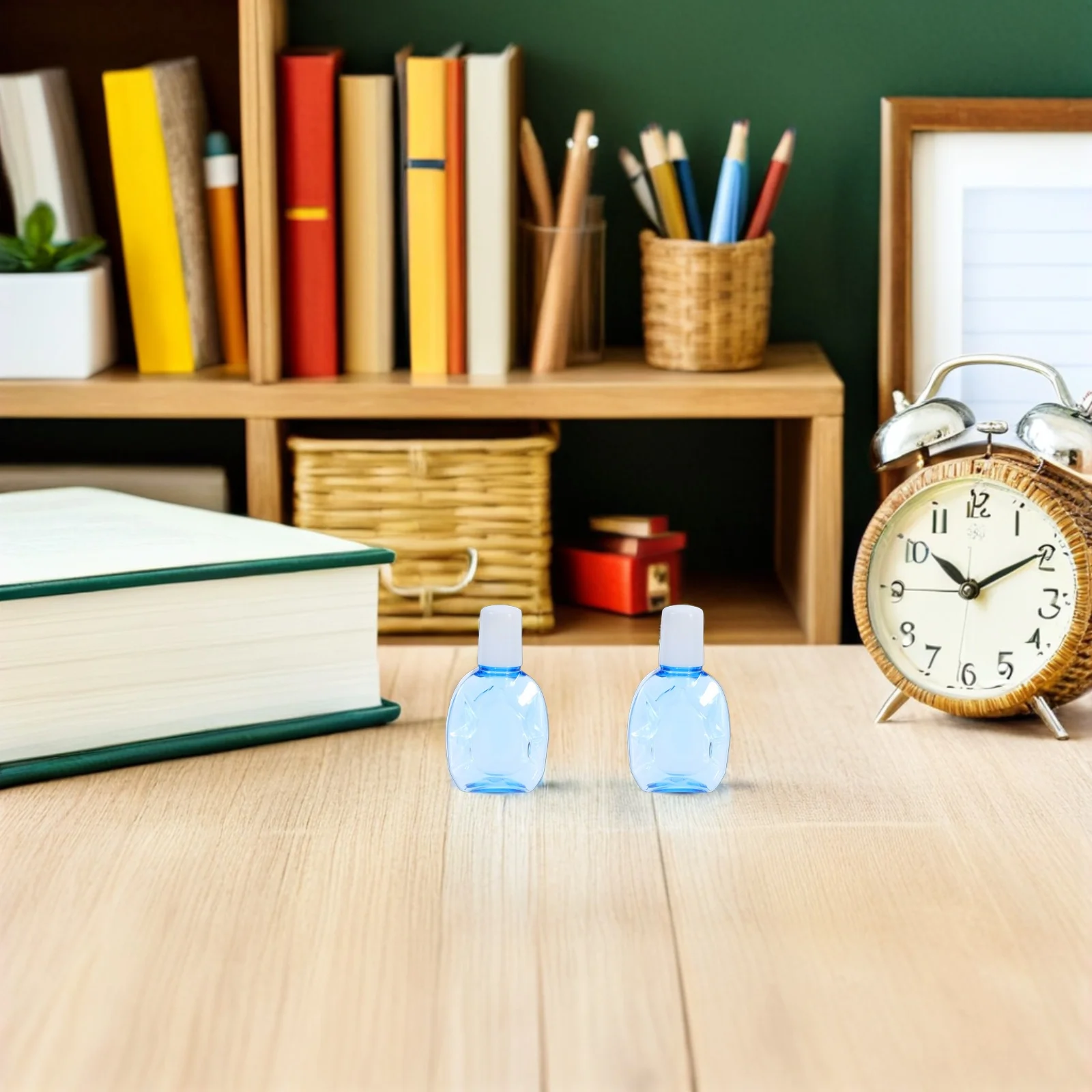 

25 pcs Squeezable Dispensing Bottles 10Ml Leakproof Small Liquid Containers For Travel Medicine Essential Oil Use