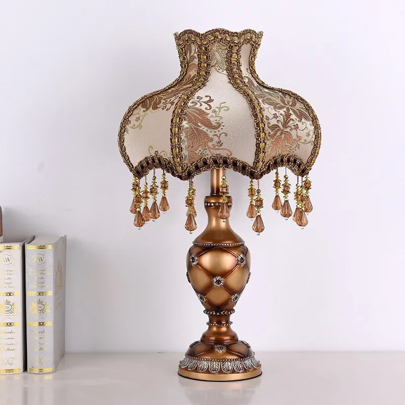 Vintage Brass Desk Lamp Warm Light Bedside Reading Light Luxury European Style Table Lamp for Living Room Study Home Decor