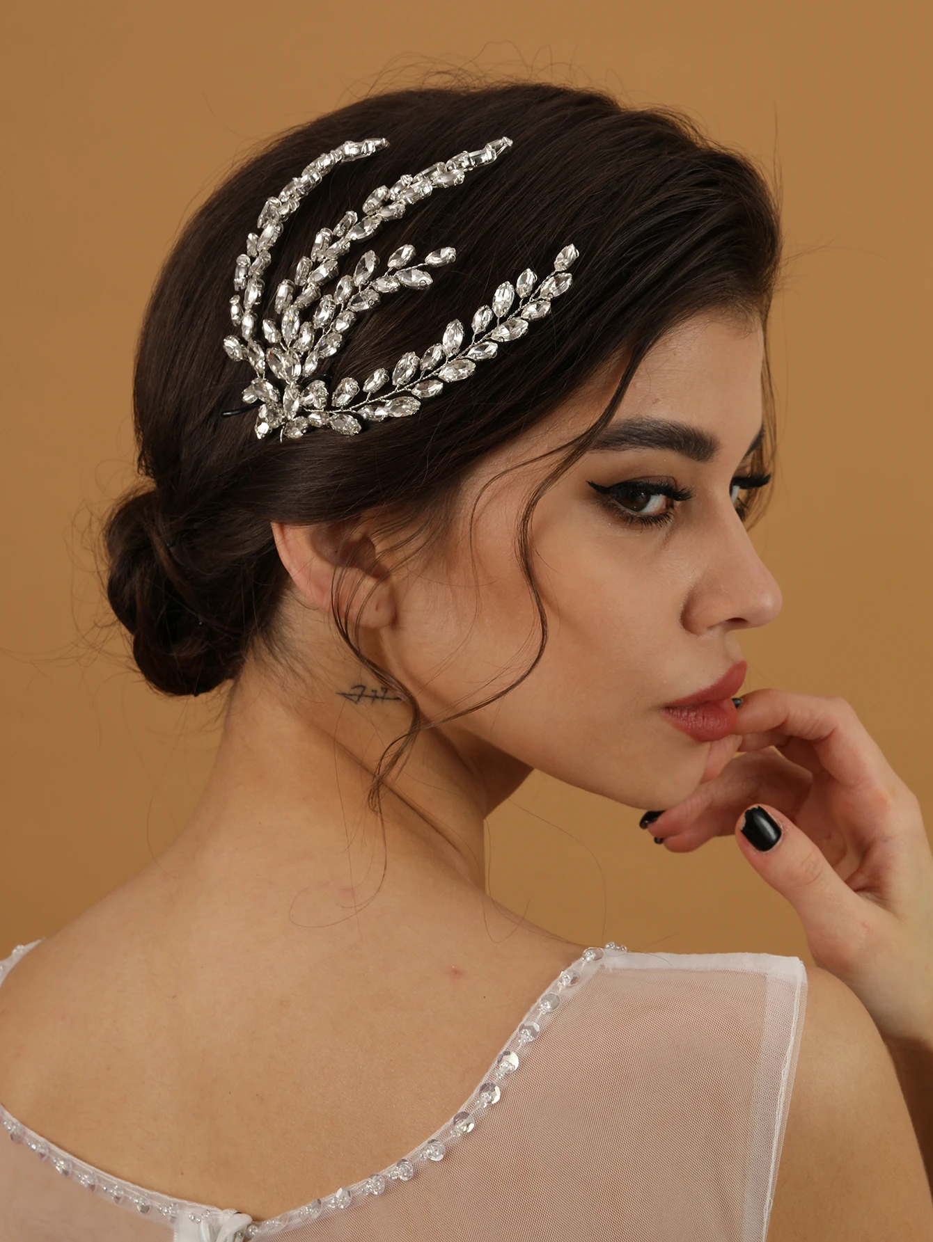 النساء اكسسوارات الشعر اليومية كريستال يترك الزفاف الزفاف الفضة اللون خوذة النساء غطاء الرأس مجوهرات