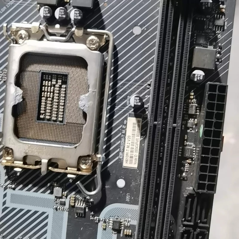 

Used H610M-T M.2 V20 D4 Micro ATX Motherboard LGA 1700 Support 12th 13th Gen CPU DDR4 RAM M.2 Slot Mainboard for Colorful