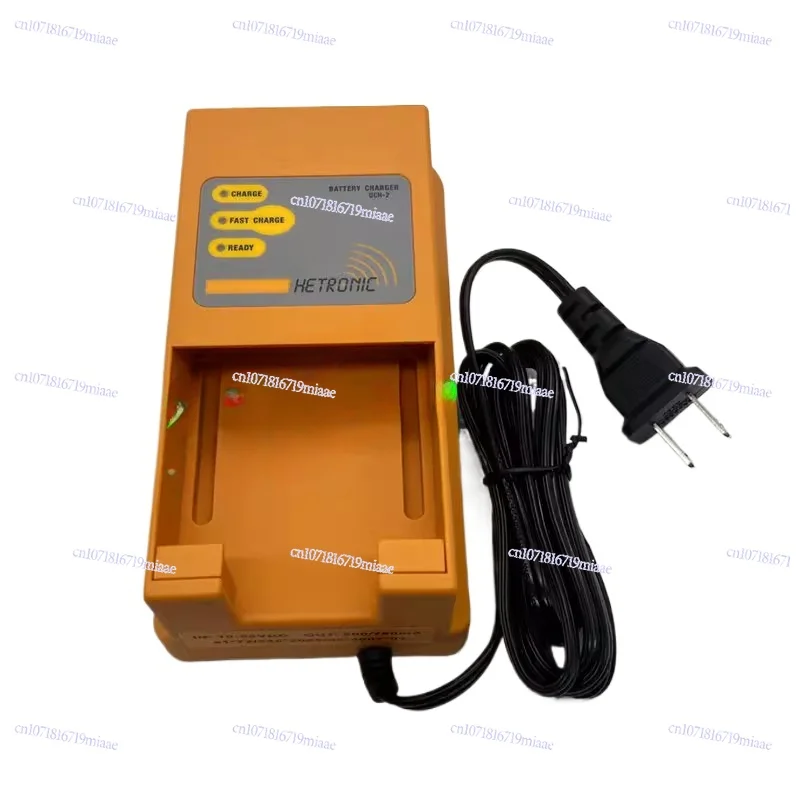 

Zhonglian pump truck, driving, Hyde remote control, battery 68300900 3.6V 2.1Ah charger UCH-2