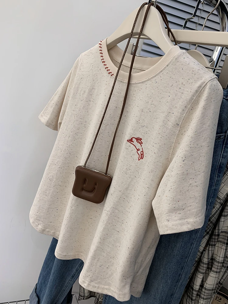 Summer New Niche Design Round Neck T-shirts Women Embroidered Rabbit Short-sleeved T Shirt Fashion Casual Loose Tops 2024