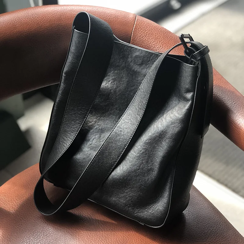 Fashion Genuine Leather Women's Shoulder Bags Fashion Handmade 2026 Autumn New British Style Outdoor Daily Retro Ladies Handbags