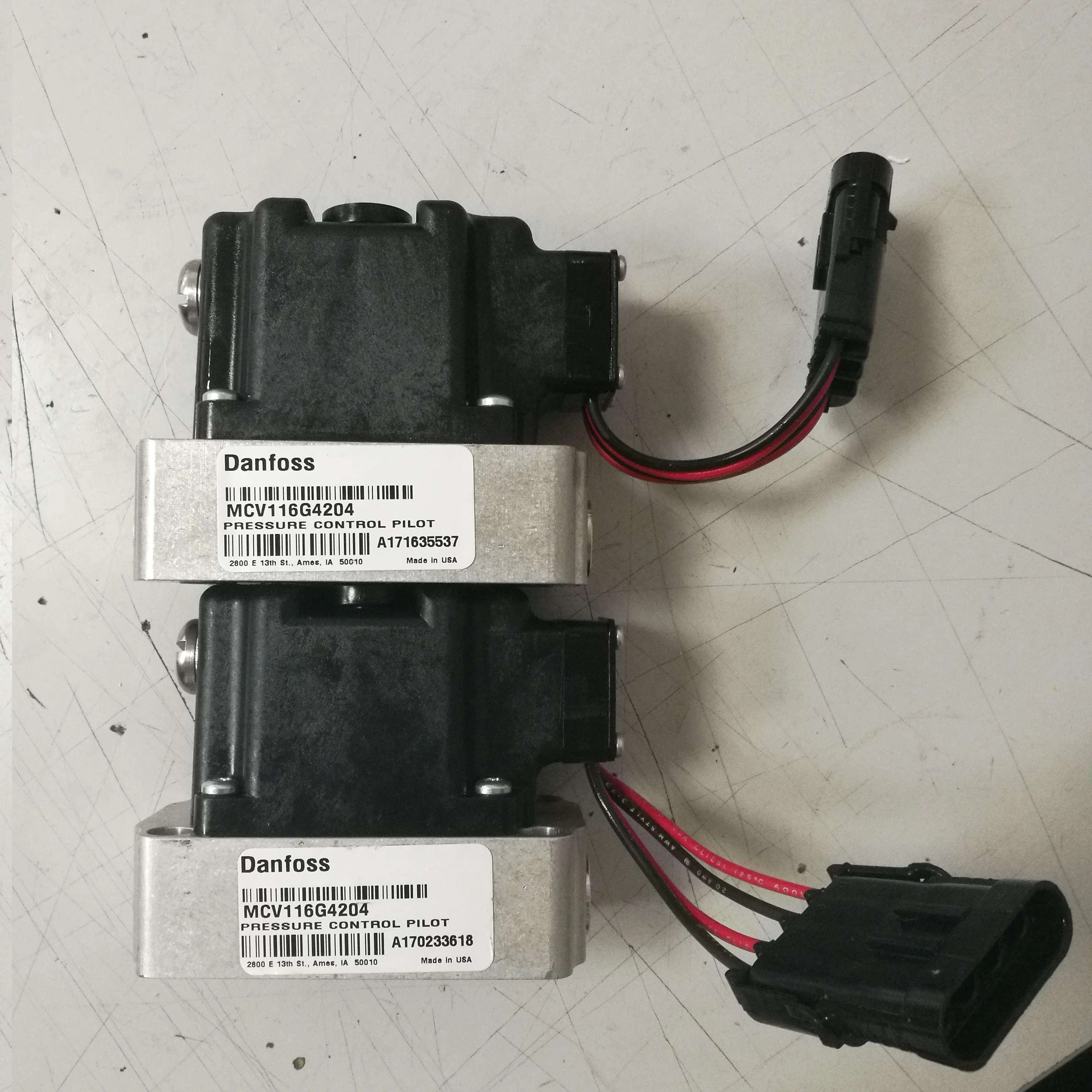 MCV116A3102: Valvula de control hidráulico de alta precisión para sistemas Sauer Danfoss – Evaluación técnica y recomendación práctica