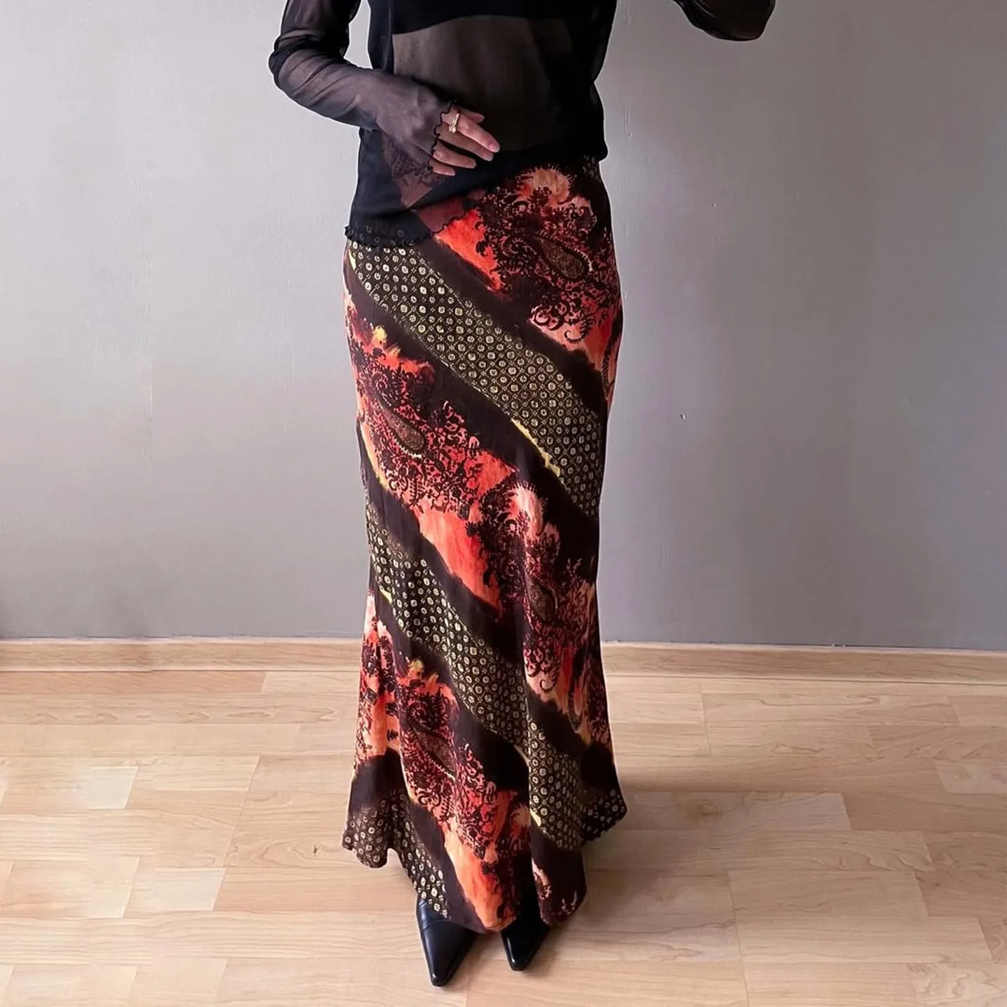 

Европейские и американские женские ретро-цветочные принты с контрастной сетчатой строчкой, прямая юбка с низкой талией, длинная женская юбка