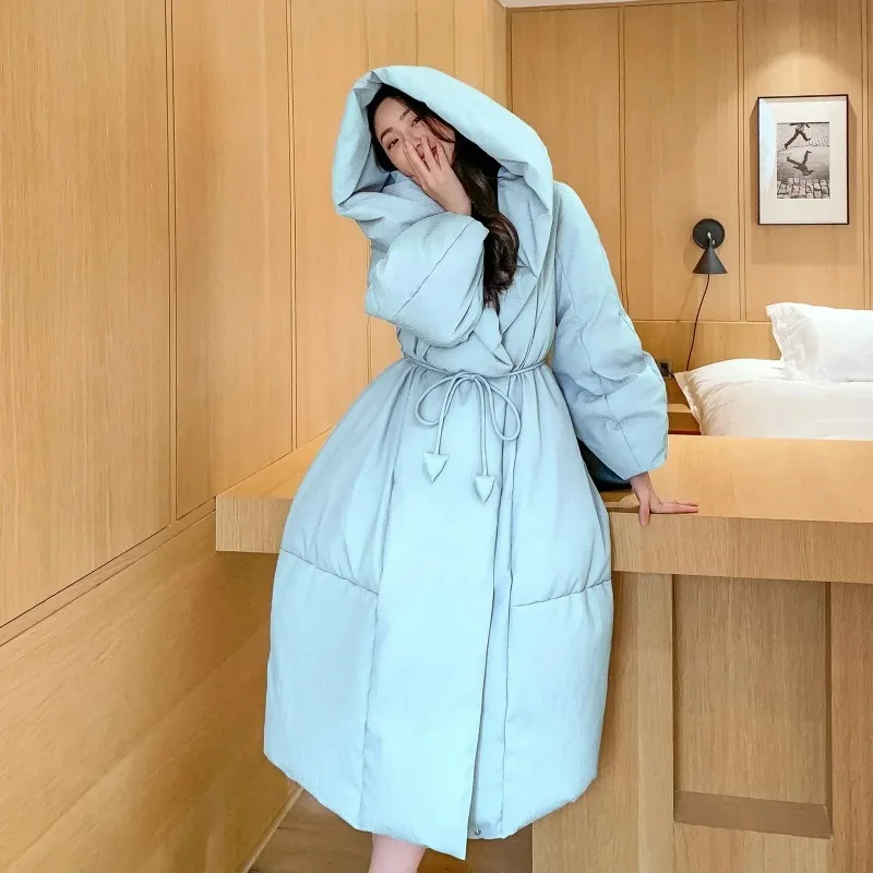 Invierno nuevo abrigo de plumón de pato blanco para mujer hasta la rodilla moda suelta con cordones capucha a prueba de viento Parkas cálidas abrigo de mujer