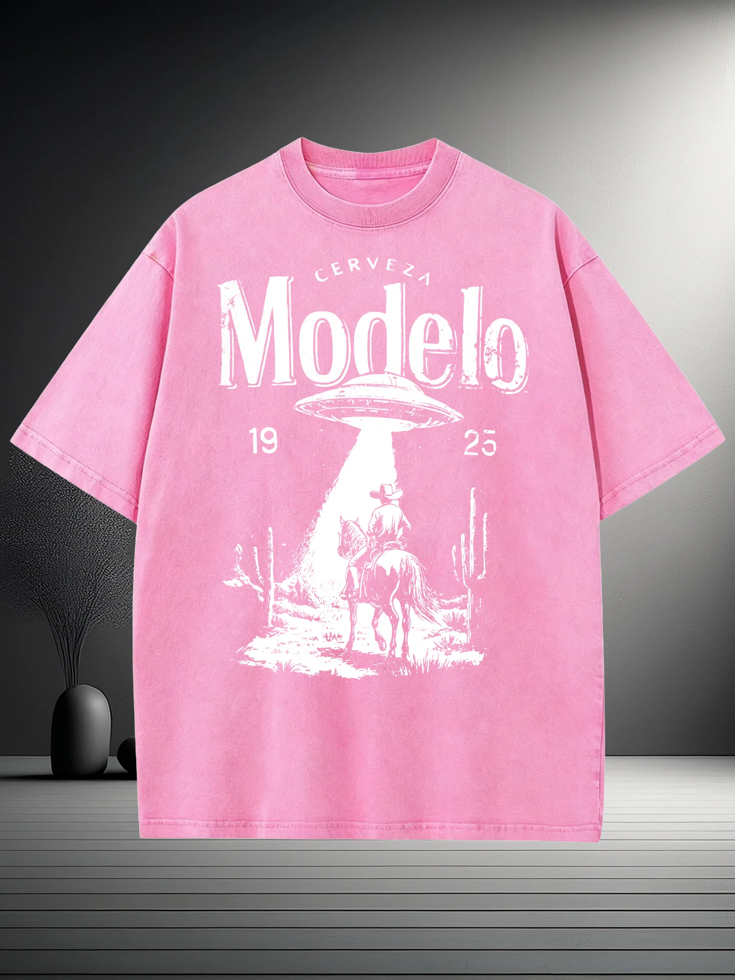 New Style Washed Tshirt : Retro Alien Adventure: Modelo 1925 Desert Escape Mens Black Tee - 100% Cotton Comfortable Fashion Style