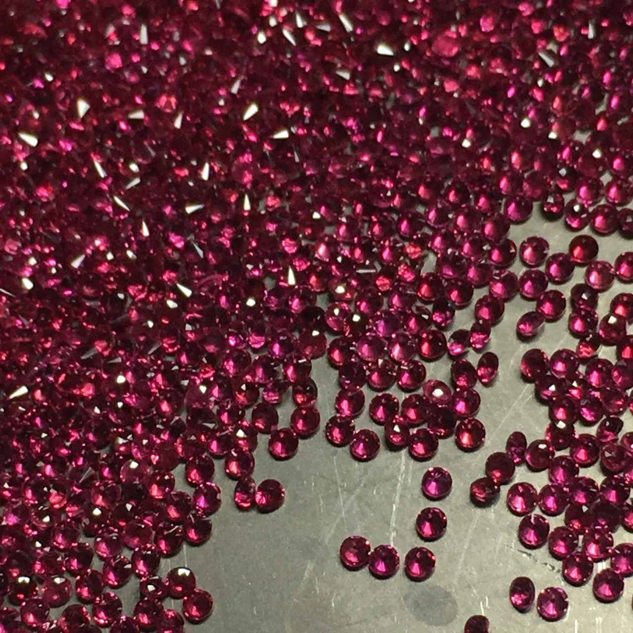Factory Wholesale 100% Real Natural Circular Red Ruby Gemstone Loose Gems Diy Material for Jewelry