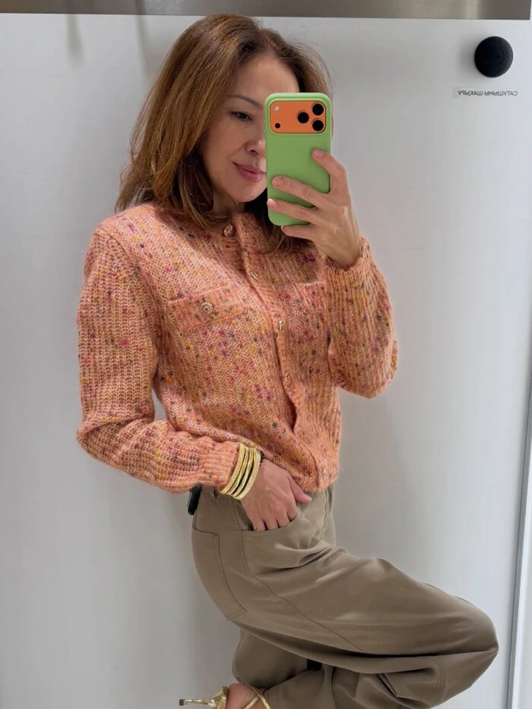 Damen Kurz-Strickjacke mit Sprenkelmuster, Rundhalsausschnitt, Metallknöpfen vorne, Langen Ärmeln, Schmaler Passform, Lässige Damen-Oberbekleidung – Detail 6
