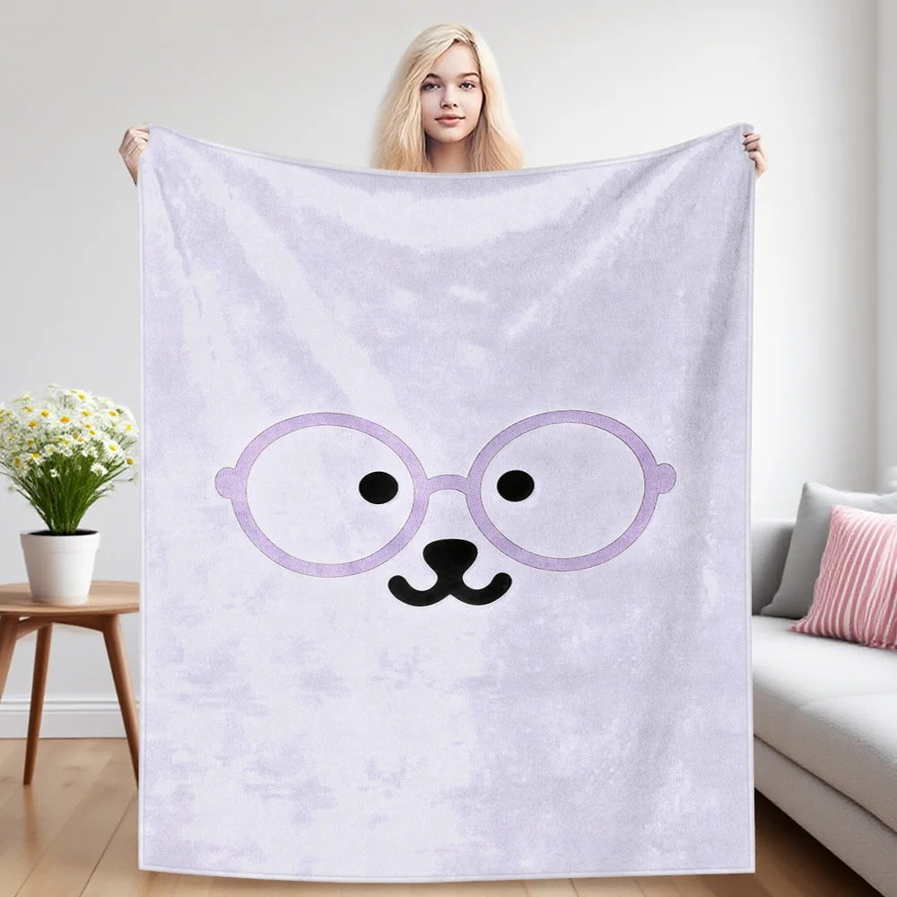 Lilac Frame Puppy Face Printed Blanket Suitable For Sofa Beds, Offices, Travel Camping Chairs, Warm Woolen Blankets
