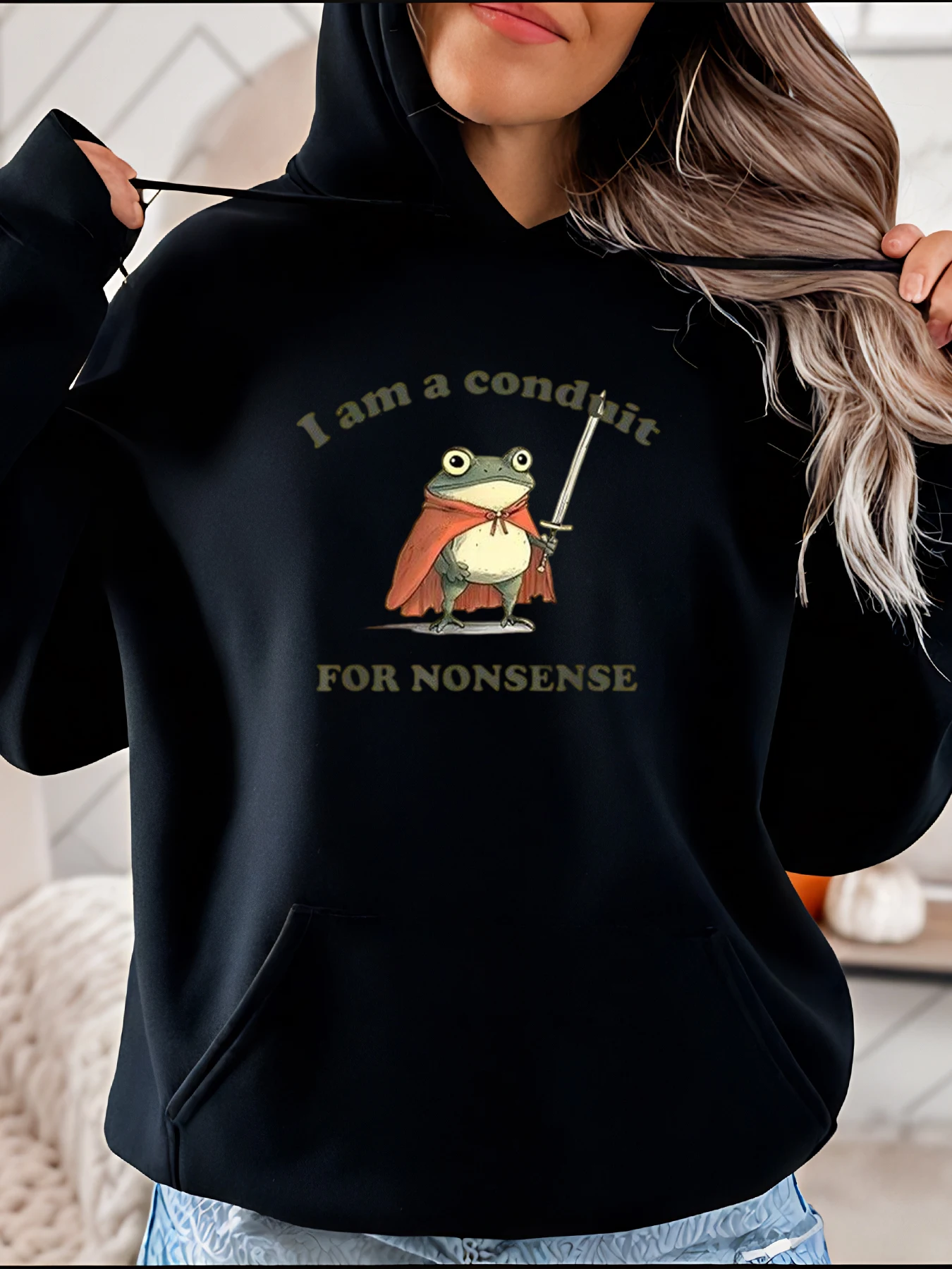 

Frog Knight Print Hoodie Casual Style with Sword and Cape Design for Women Daily Wear
