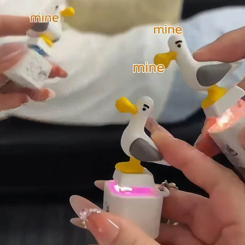 2026 Mine Seagull Keycap Keychain Luminous Sounding Stress Relief Creative Fidget Toy Portable Electronic Pendant For Adult