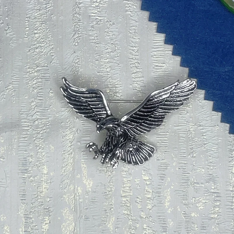 Antique Silver Color Jewelry Flying Eagle Brooch Men Bird Pins