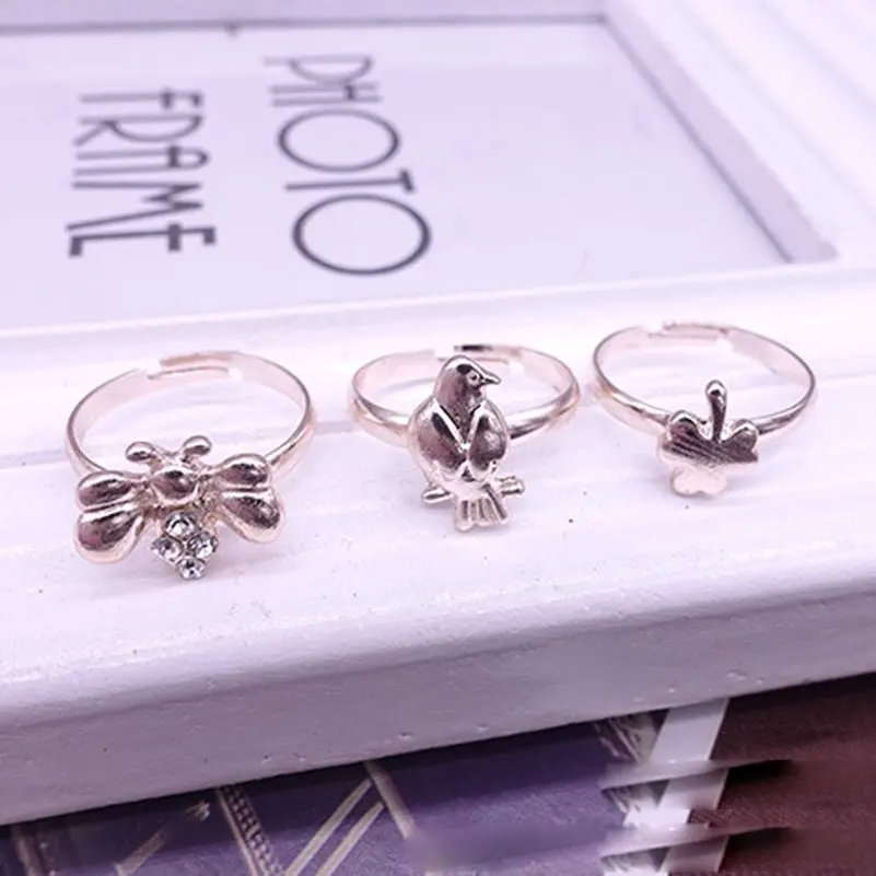 Wholesale 10pcs/lot Mix Styles Cute Children Rings Butterfly Plant Animal Alloy Ring Finger Jewelry Rings Kid Girls Toys No Box