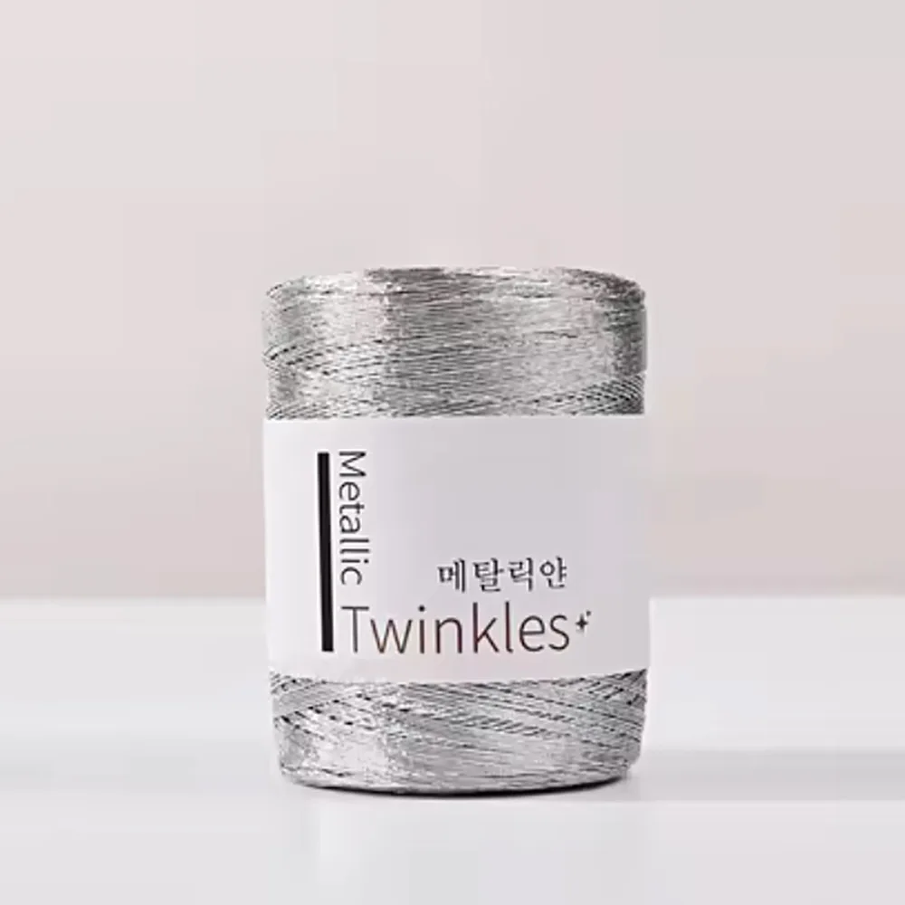 

200g/Ball New Glitter Gold Sliver Metallic Yarn DIY 150D Cord Thread Handmade Sewing Line Thread For Handbag Purse