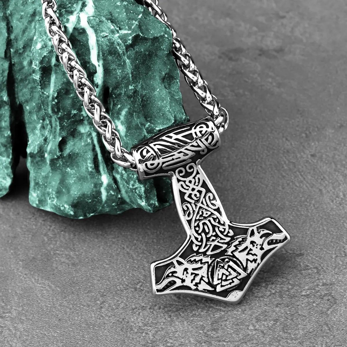 Stainless Steel Nordic Thor Hammer Mjolnir Necklace Men's Vintage Viking Wolf Head Amulet Pendant Necklace Punk Creative Jewelry
