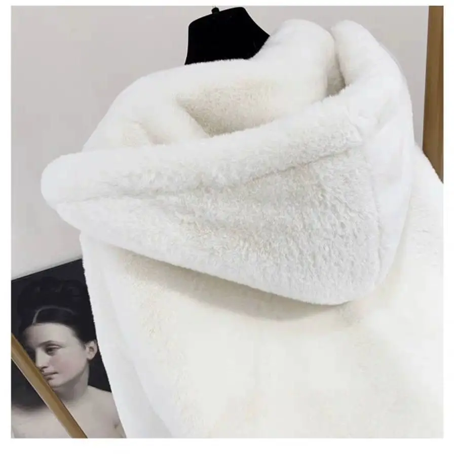 2023 Autumn/Winter Lamb Fur Grass Plush Coat Women\'s Young Mid Length Hooded Loose Coat  Winter White Coat