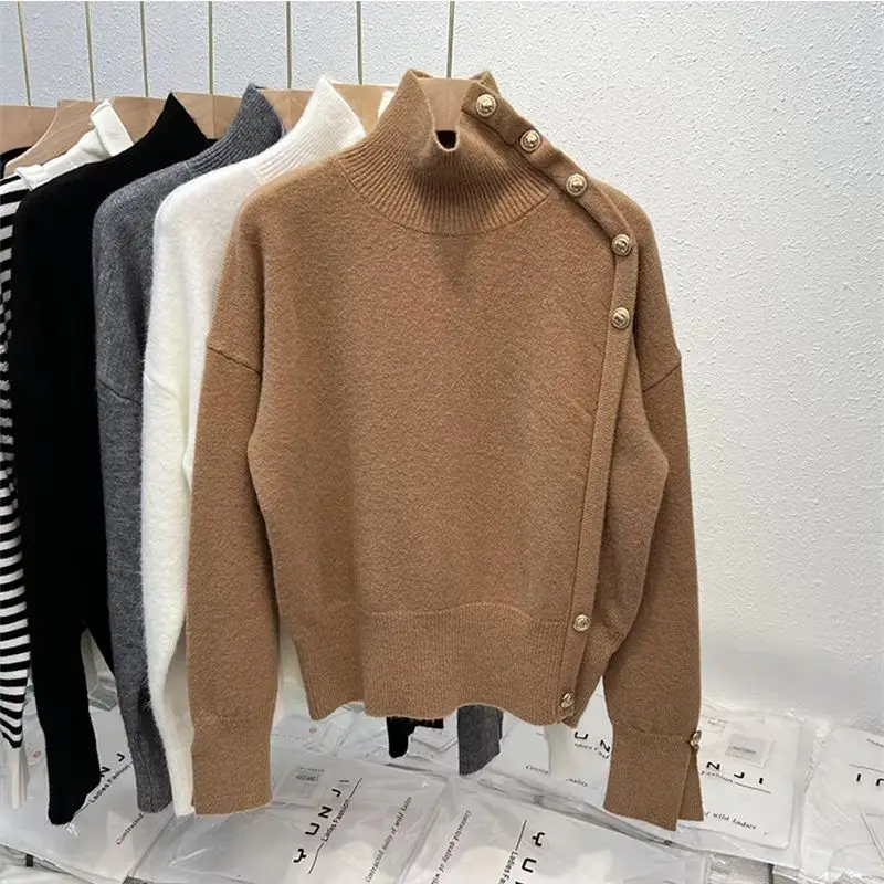 High End Turtleneck Patchwork Wool Sweater Women Design Sense Metal Button Thick Pullover Solid Soft Knitwear Autumn Winter 037H