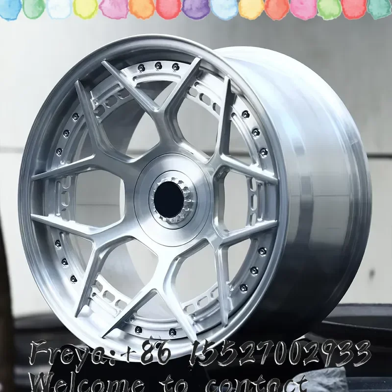 20 21 22 Inch 2 Piece Custom Forged Wheels with Center Lock Cap Brushed Silver Split Spoke for 911 992 Deep Dish Rims